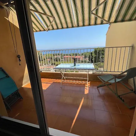 T2 Sea View Exceptional