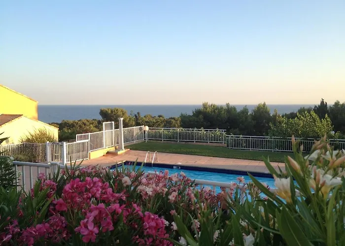 T2 Sea View Exceptional Bandol