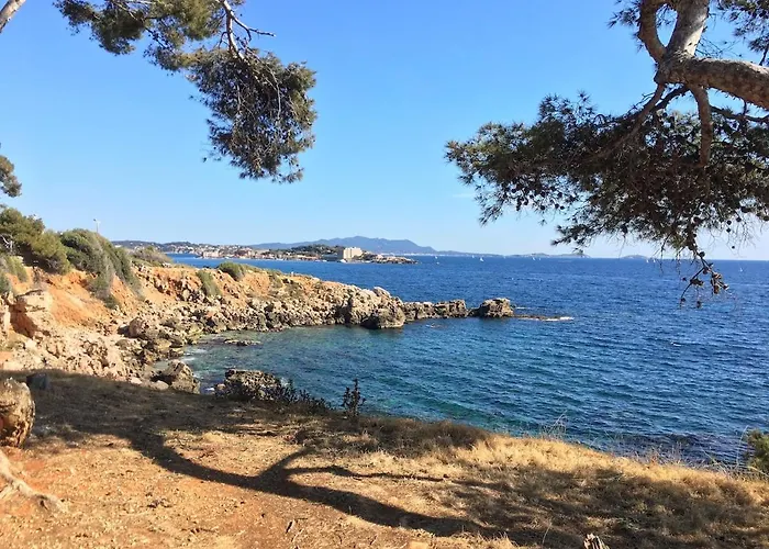 T2 Sea View Exceptional Apartment Bandol