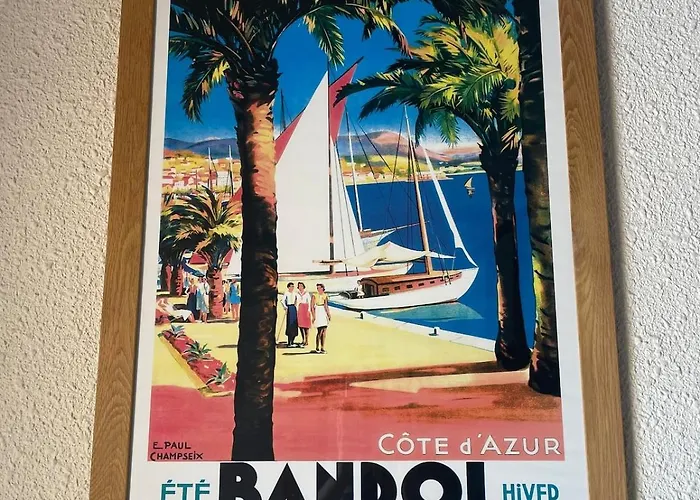 T2 Sea View Exceptional Bandol